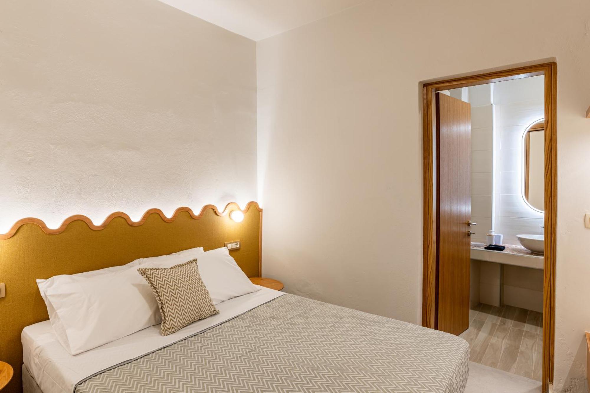 Endless East Luxury House Villa Фира Екстериор снимка